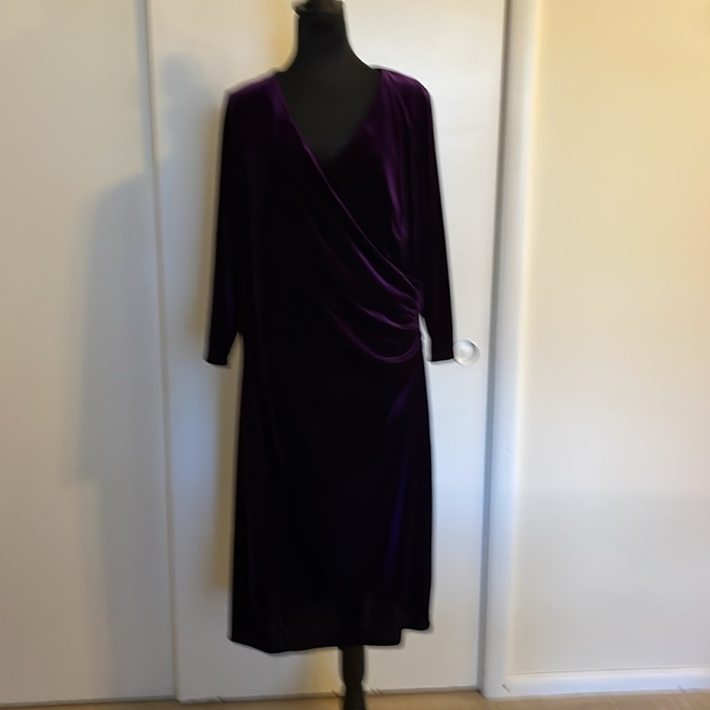 Chaps- Purple Velvet Dress. Size 18W. V-Neck Faux wrap dress. EUC.